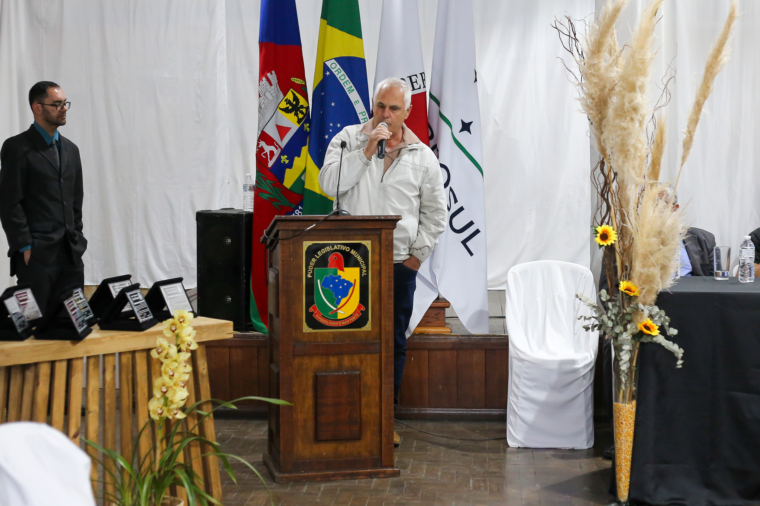 Camara 30-06-167.jpg