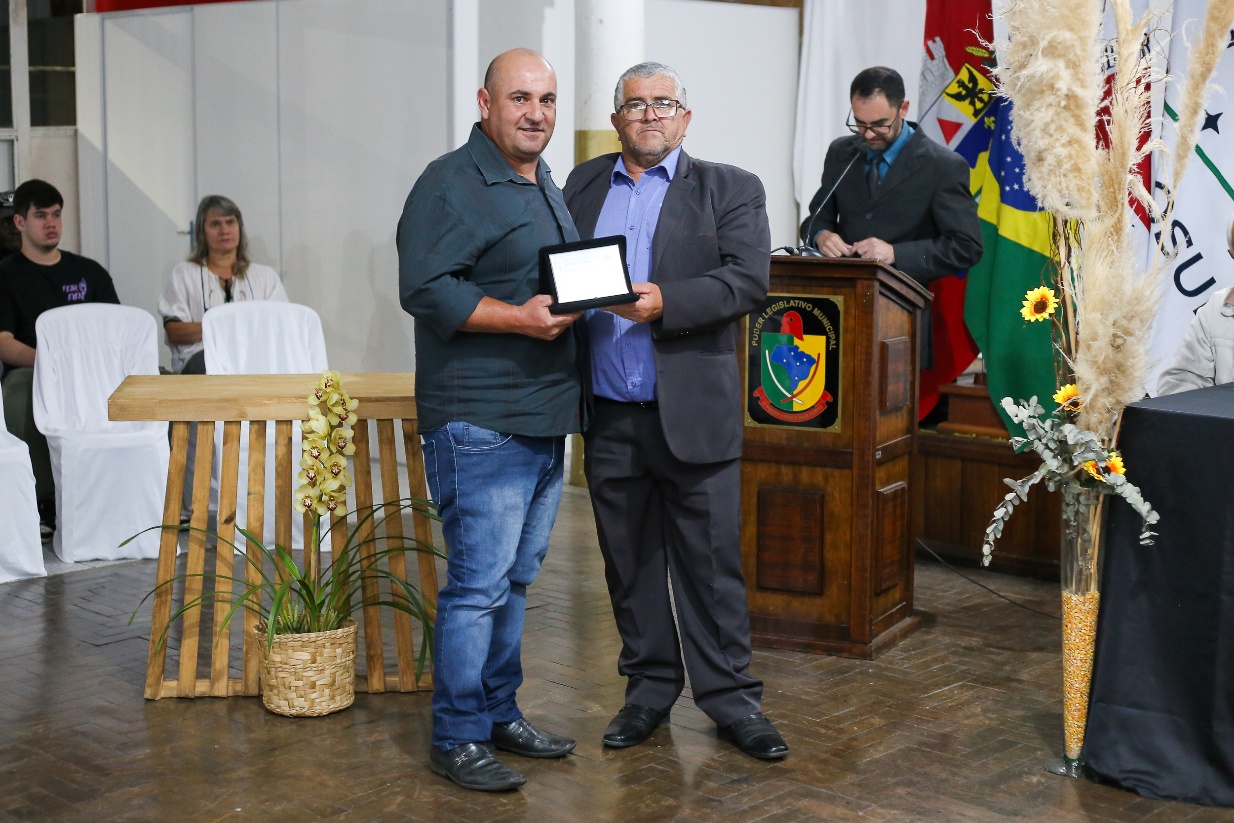 Camara 30-06-184.jpg